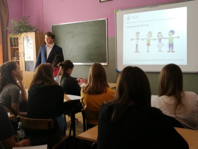  „Praktyk Biznesu”, czyli jak prowadzić własną firmę.